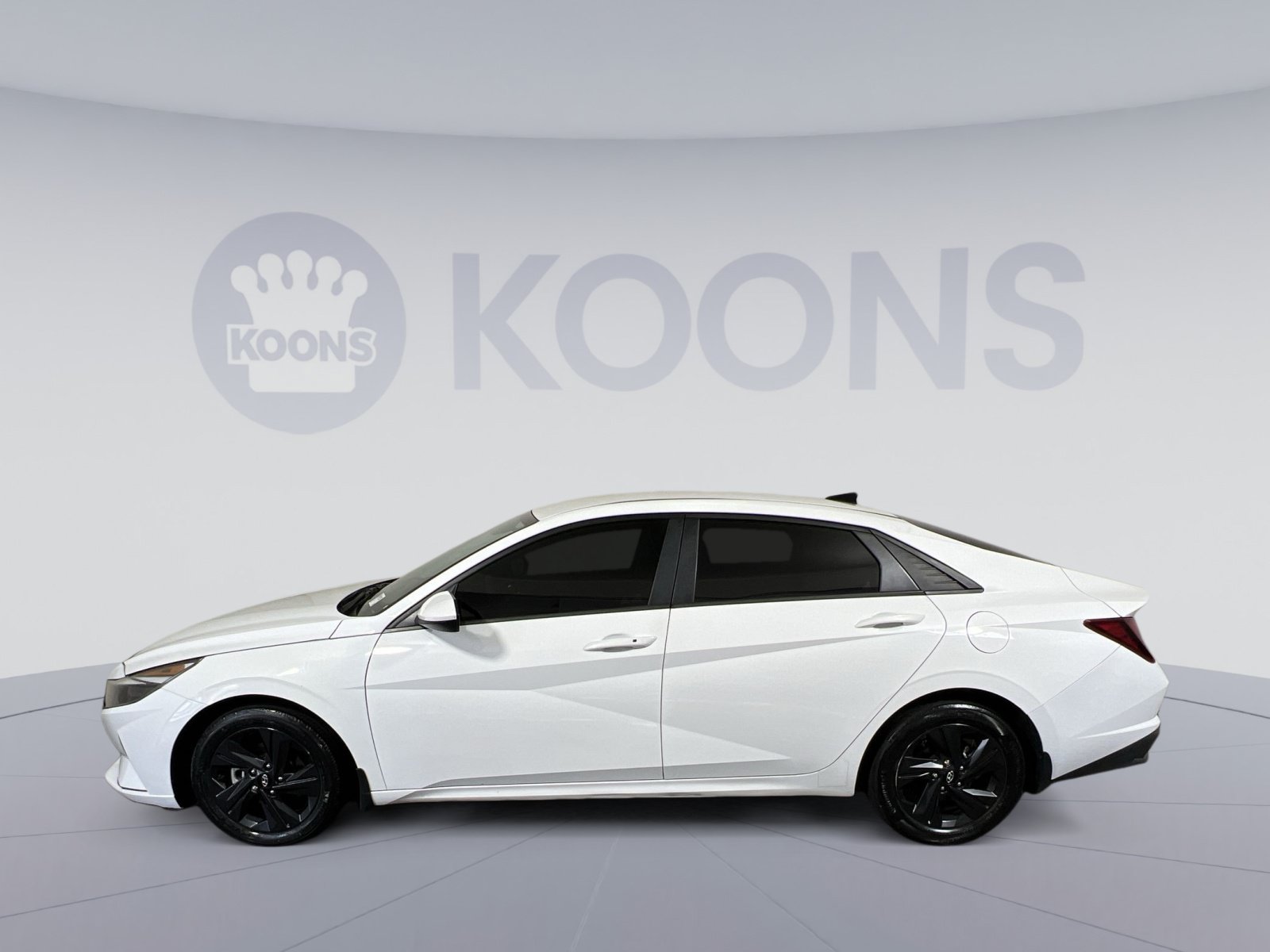 Used 2023 Hyundai Elantra SEL FWD image 7