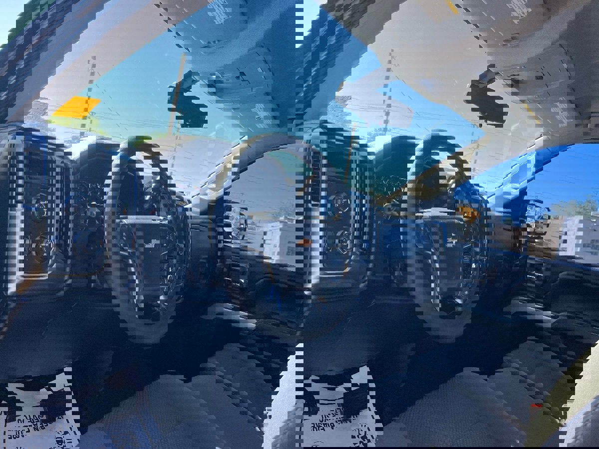 Used 2018 Chevrolet Silverado 1500 LT w/ All Star Edition AWD/4WD image 22