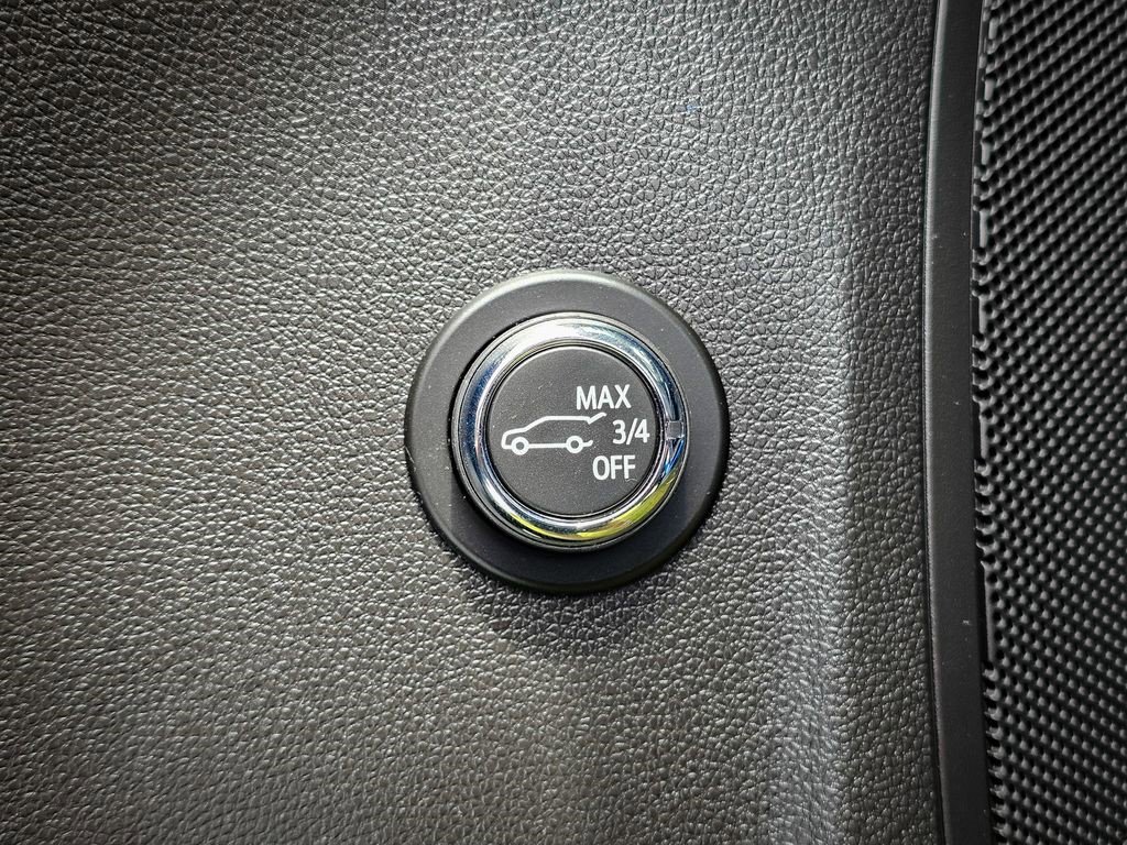 Certified 2023 Buick Envision Essence AWD/4WD image 12