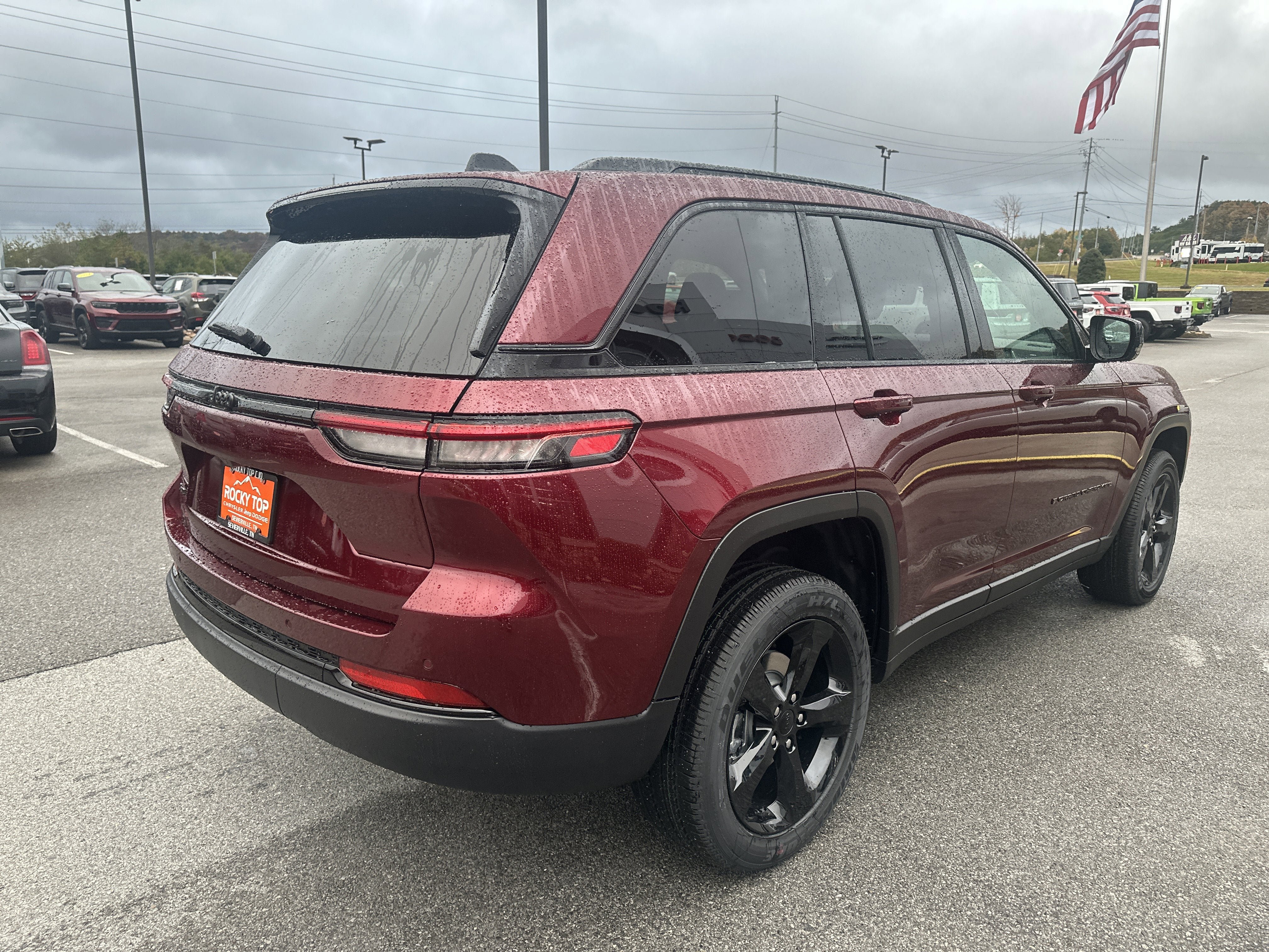 New 2025 Jeep Grand Cherokee Altitude AWD/4WD image 7