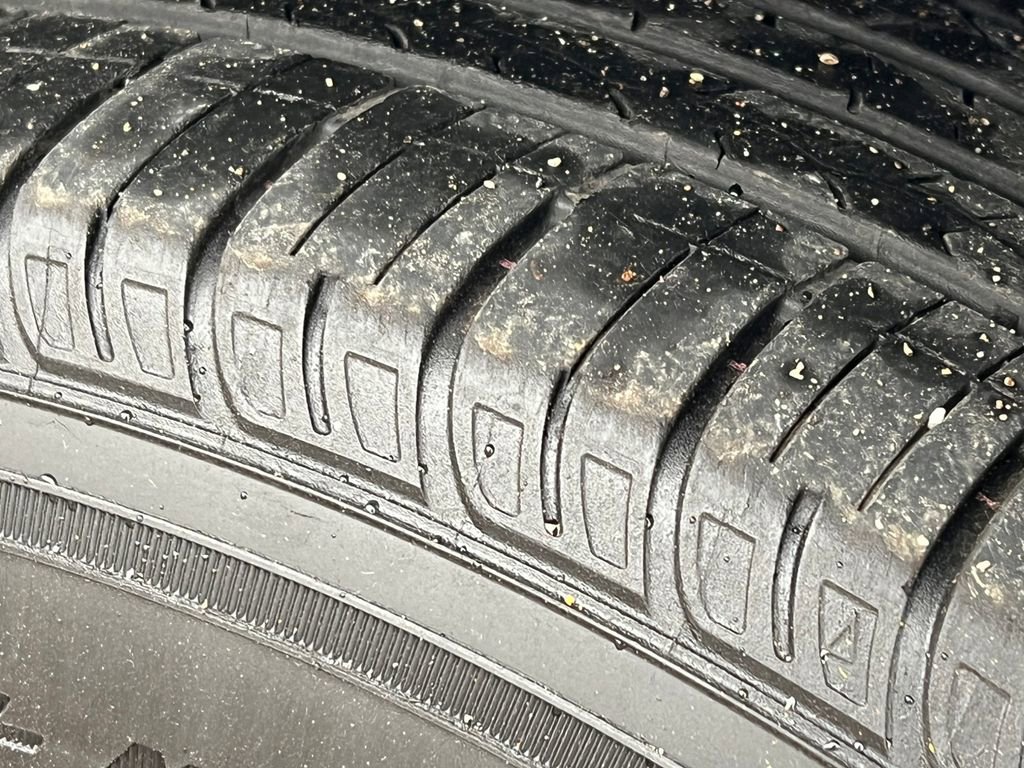 Certified 2021 Buick Enclave Essence w/ Trailering Package, 5000 lbs. image 12