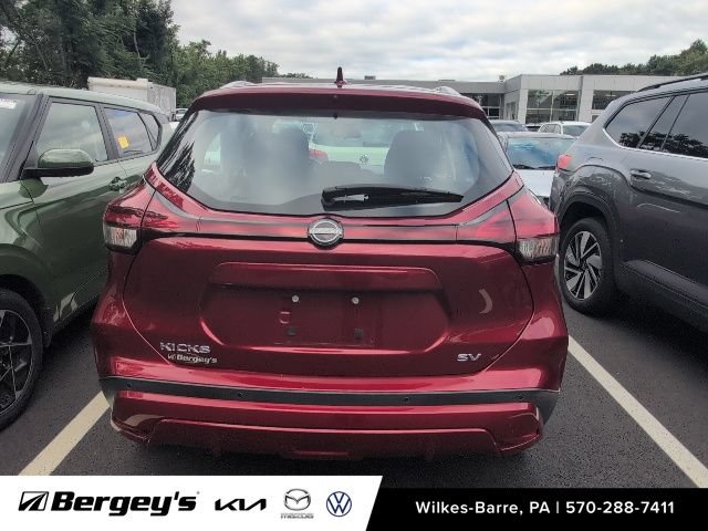 Used 2023 Nissan Kicks SV FWD image 13