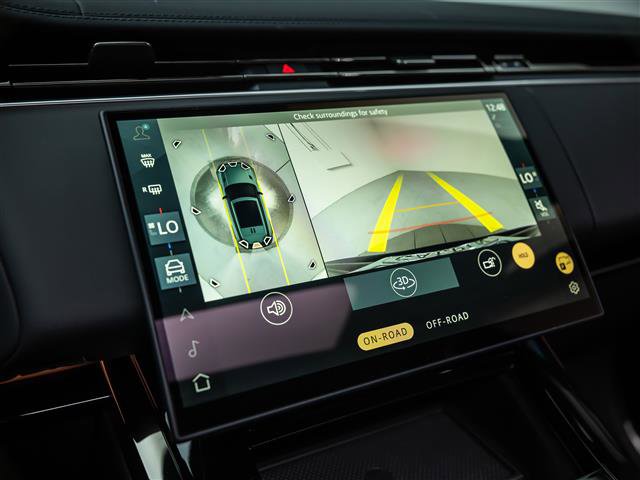 Used 2025 Land Rover Range Rover Sport Dynamic SE image 24