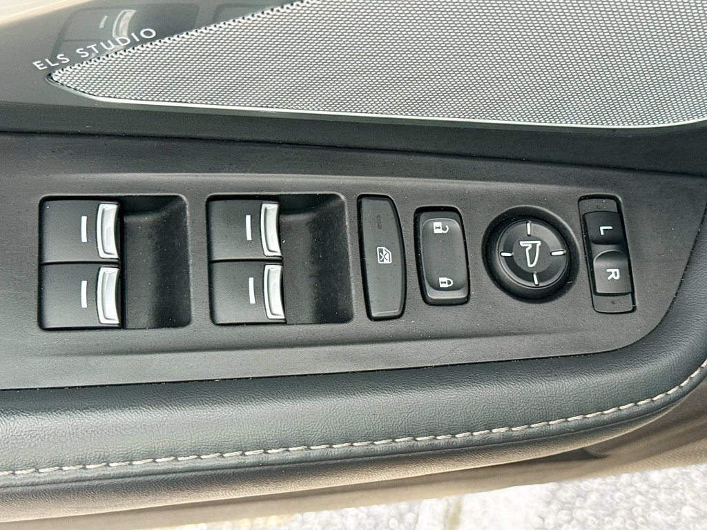 Used 2021 Acura RDX w/ Technology Package FWD image 18
