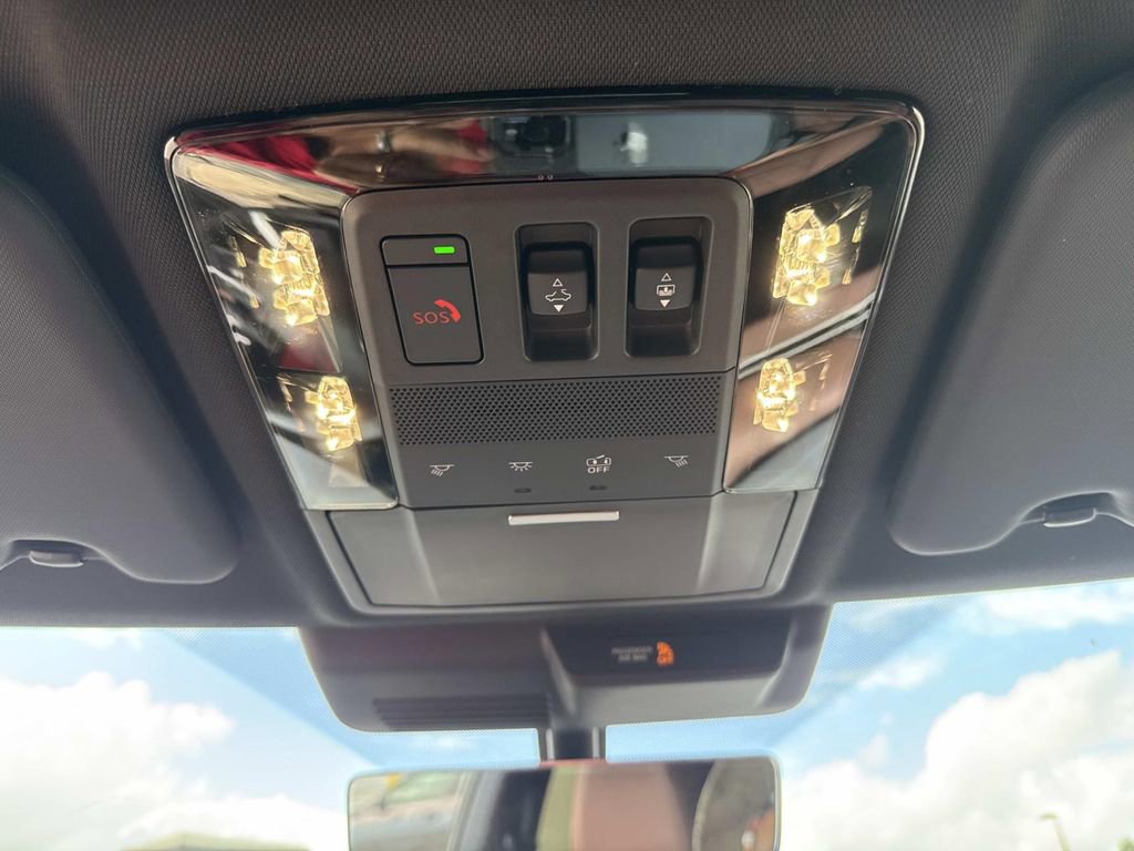 New 2026 Mitsubishi Outlander SEL image 44