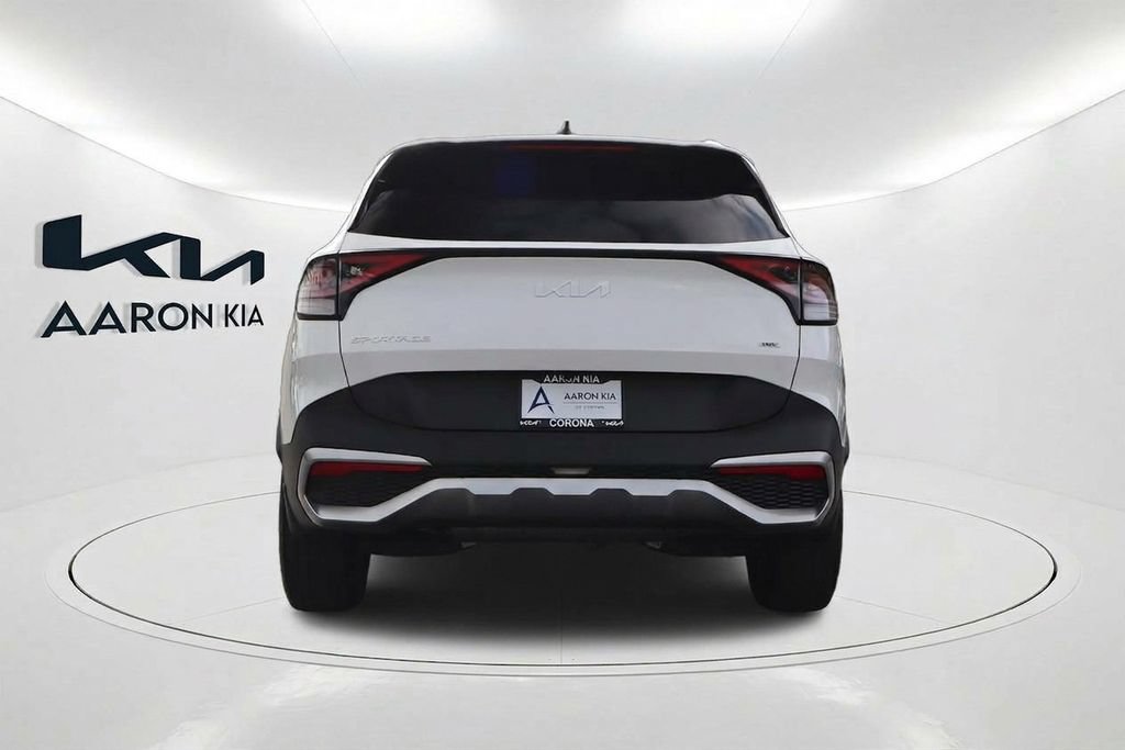 Used 2025 Kia Sportage EX AWD/4WD image 5
