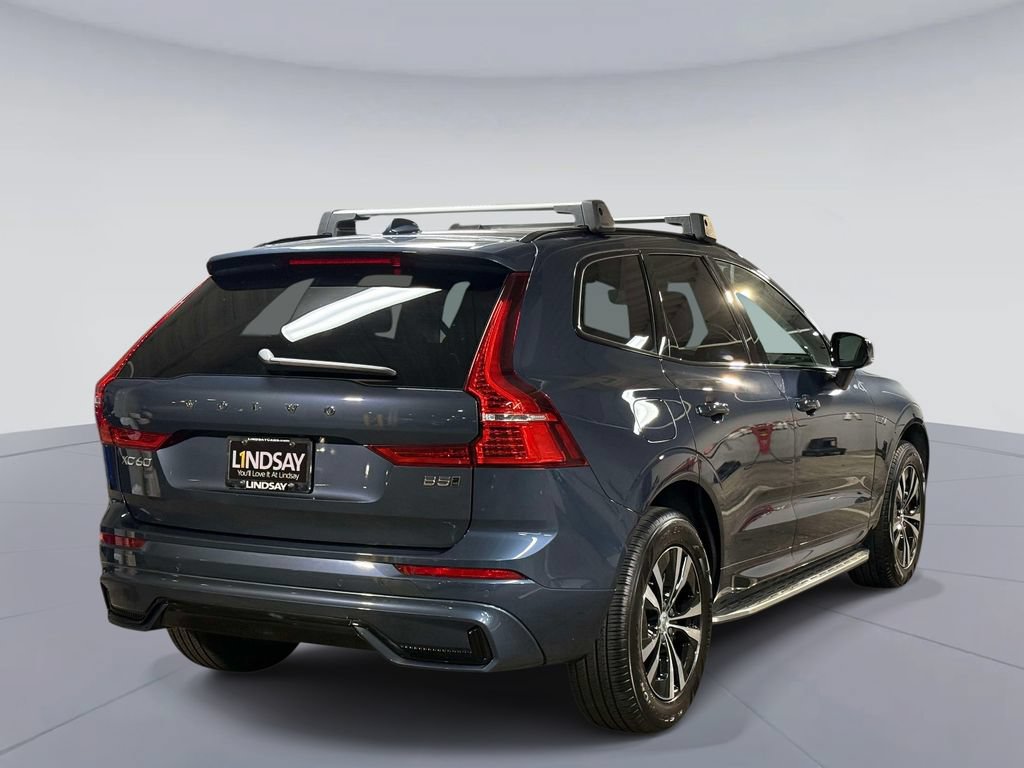 Used 2024 Volvo XC60 B5 Core AWD/4WD image 10