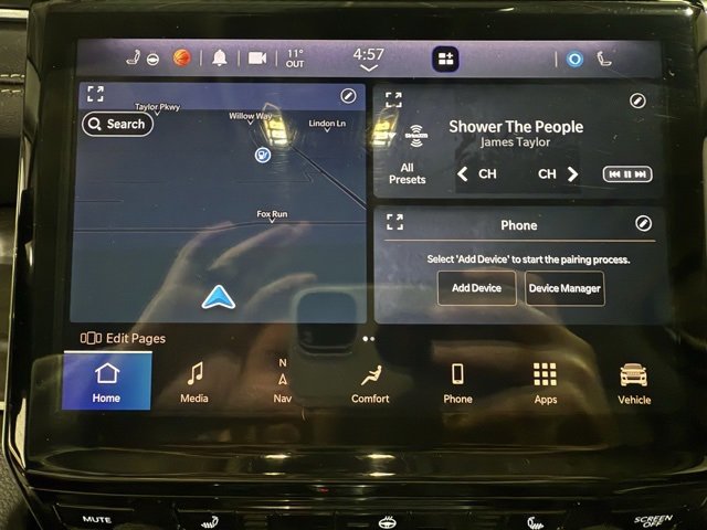 Used 2023 Jeep Grand Cherokee Limited image 17