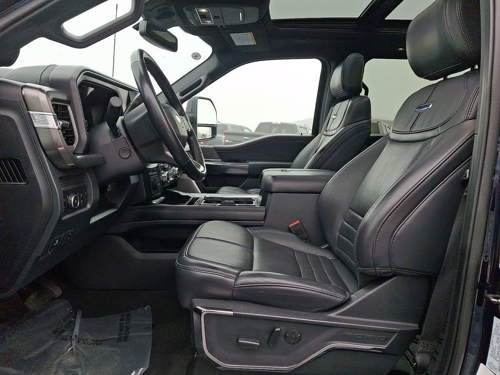 Used 2025 Ford F250 Platinum image 13