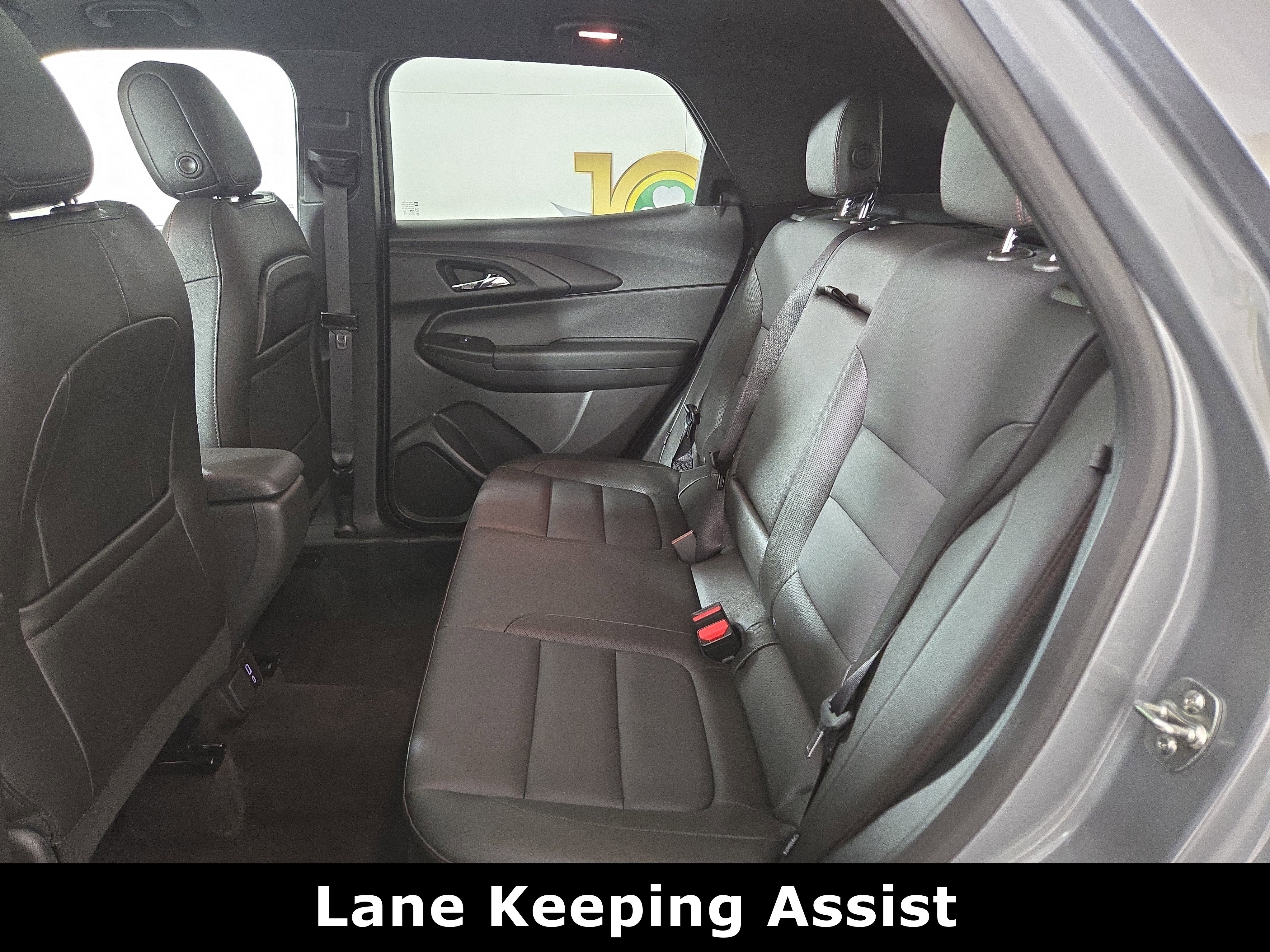 Certified 2025 Chevrolet TrailBlazer RS w/ Convenience Package image 12