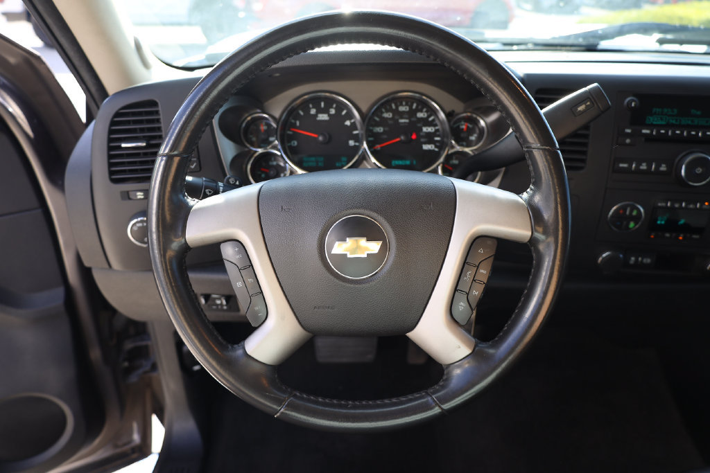 Used 2014 Chevrolet Silverado 2500 LT w/ Interior Plus Package AWD/4WD image 13