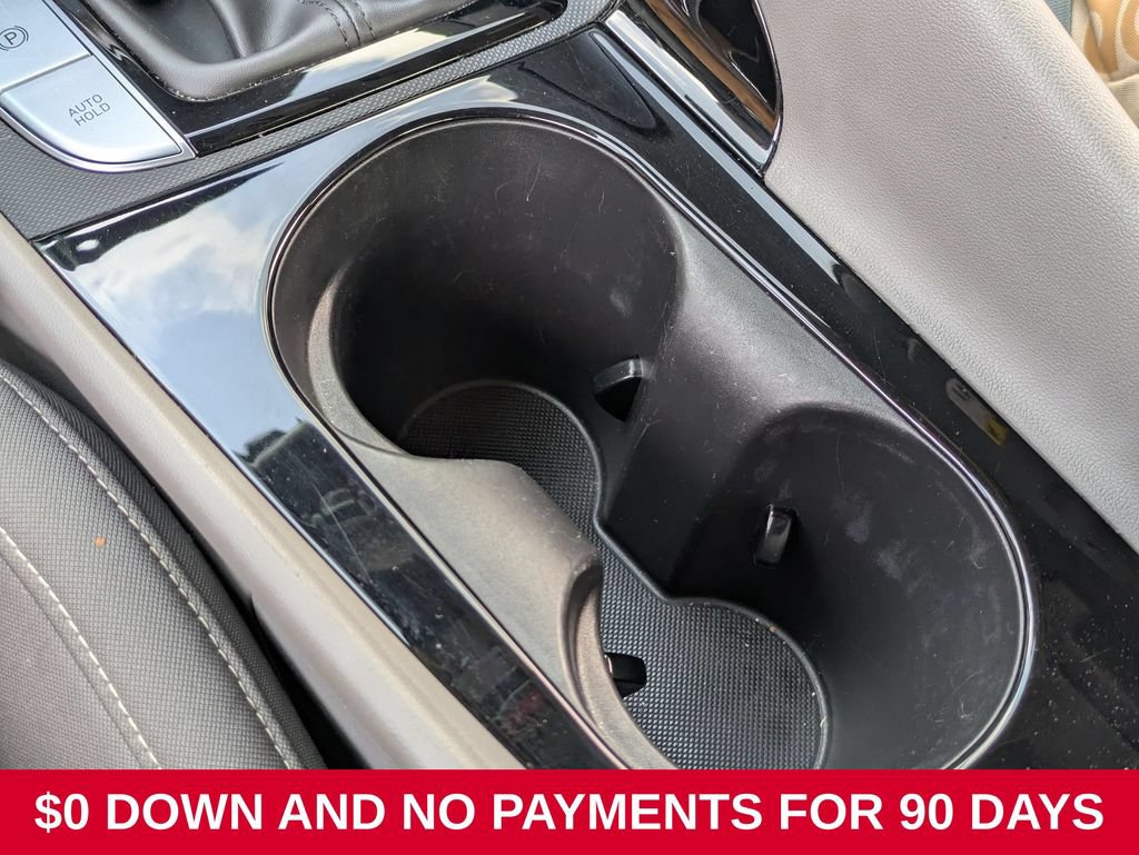 Used 2025 Hyundai Elantra SEL FWD image 19