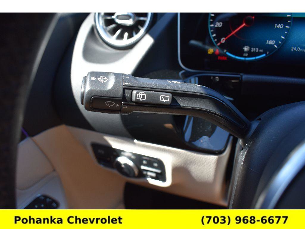 Used 2021 Mercedes-Benz GLA 250 4MATIC image 10