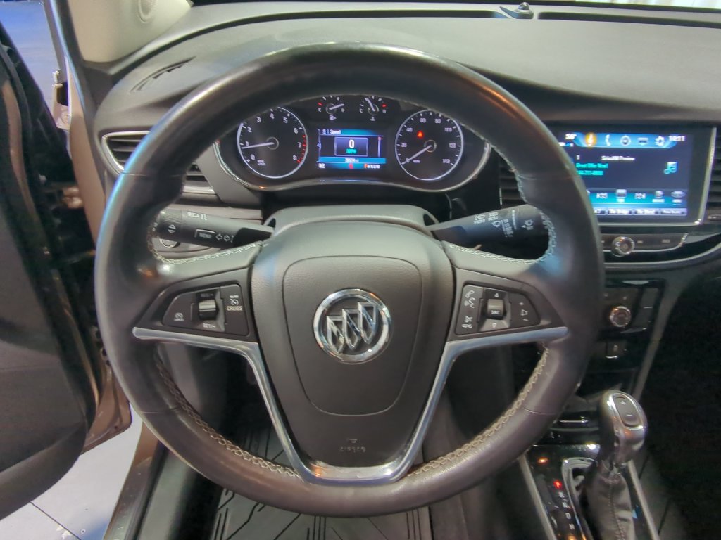Used 2019 Buick Encore Essence FWD image 27