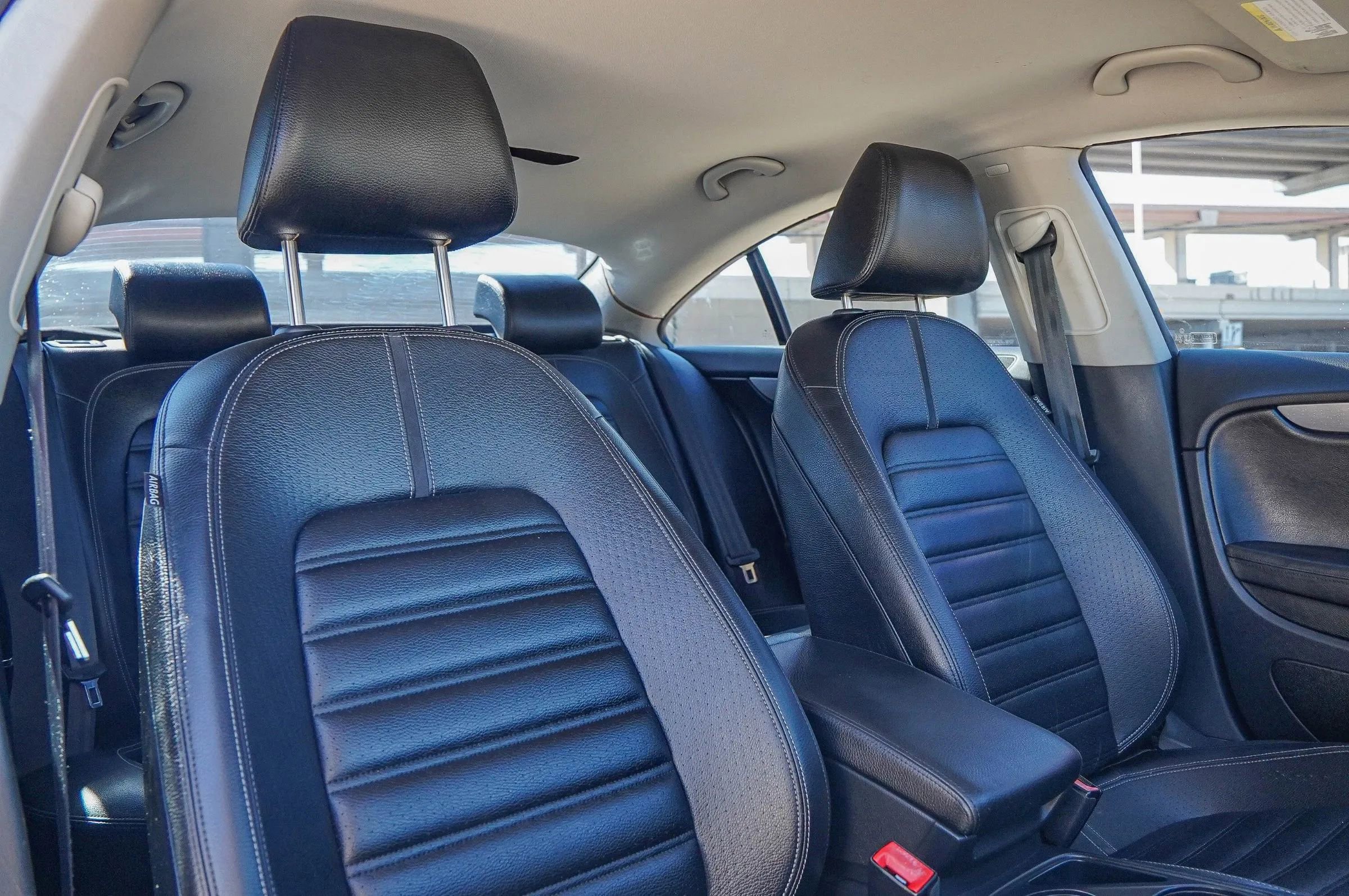 Used 2012 Volkswagen CC Lux Limited image 36