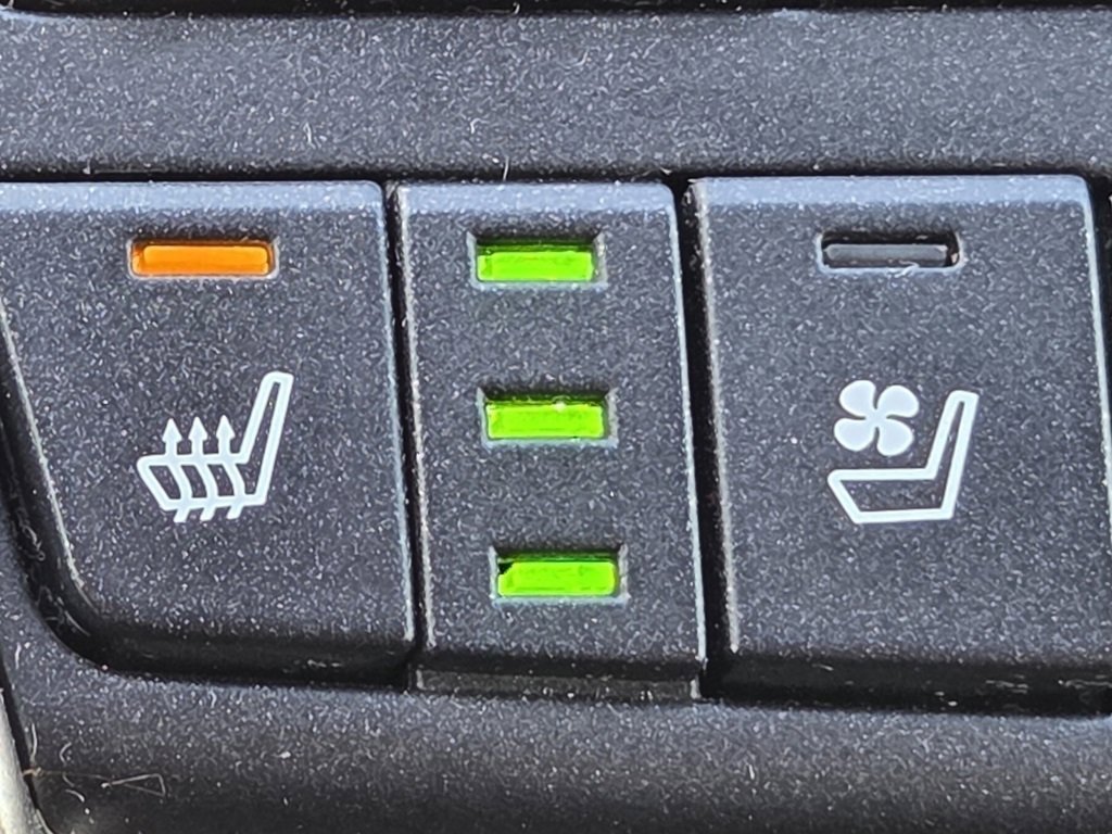 Used 2020 Lexus NX 300 F Sport w/ F Sport Premium Package image 17