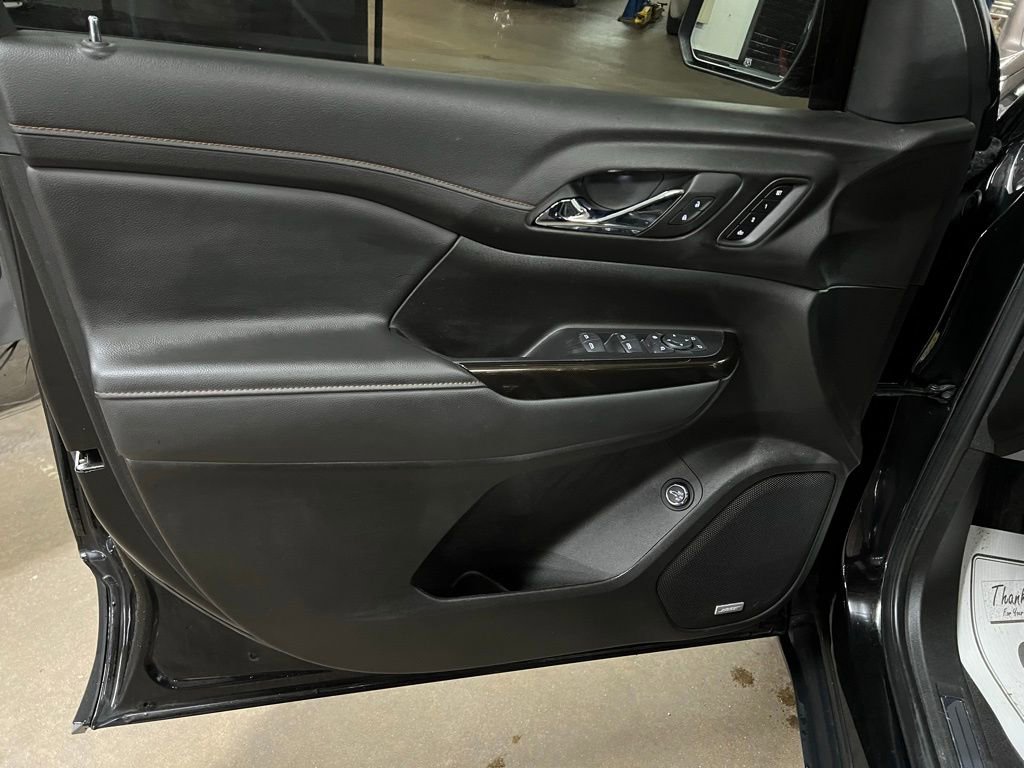 Used 2023 GMC Acadia AT4 w/ Technology Package image 26