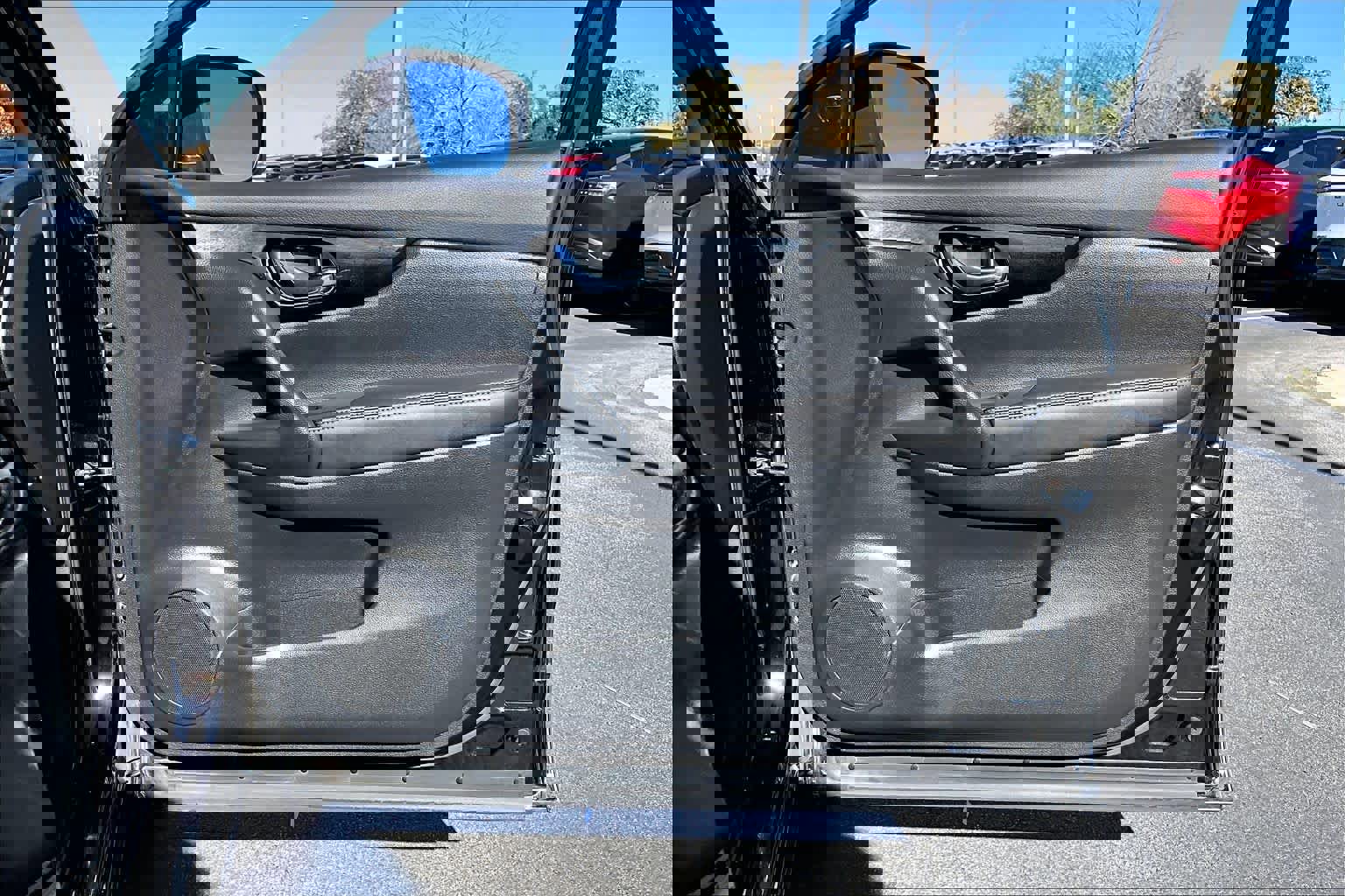 Used 2022 Nissan Rogue Sport SL image 44