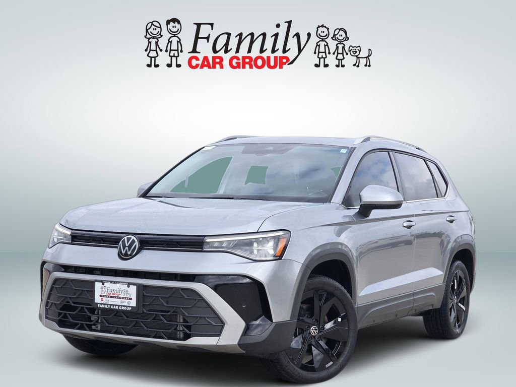Used 2025 Volkswagen Taos SE FWD image 1