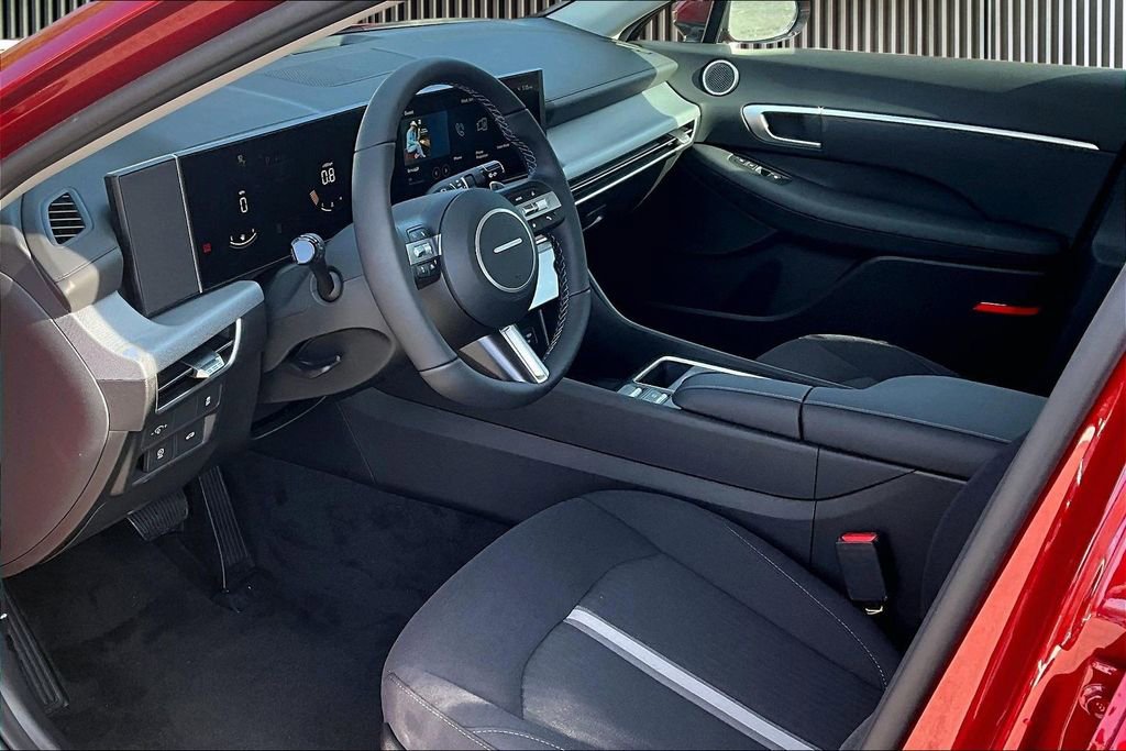 New 2026 Hyundai Sonata SEL FWD image 7