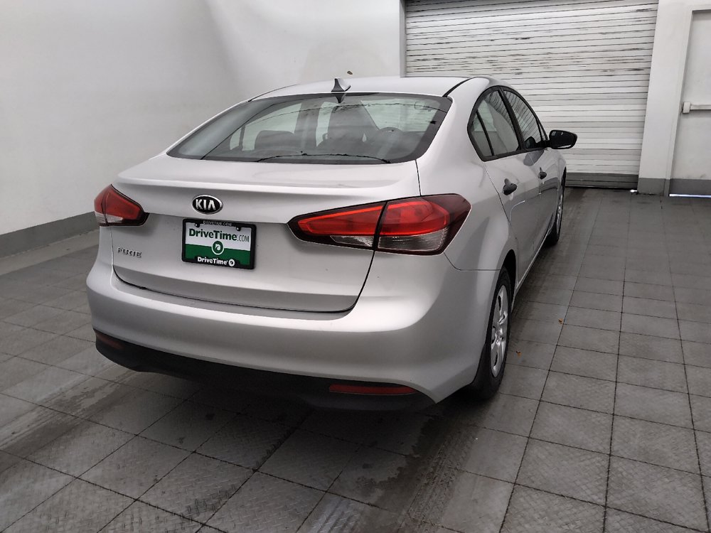 Used 2017 Kia Forte LX FWD image 9