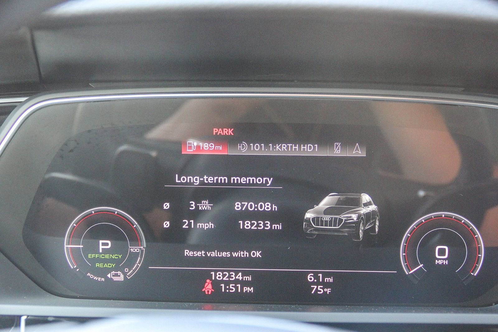 Certified 2022 Audi e-tron Premium w/ Convenience Plus Package image 26