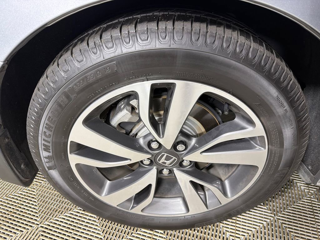 Used 2024 Honda Odyssey Touring image 18