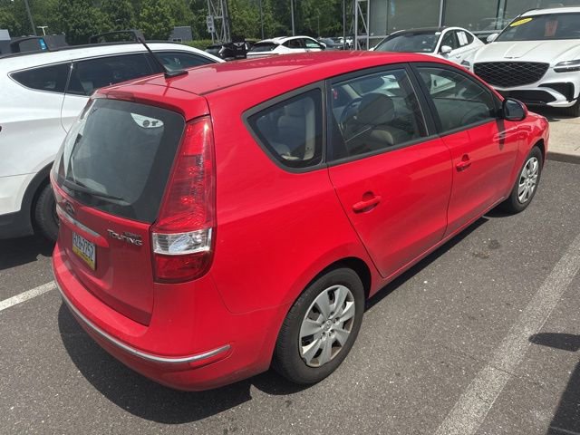 Used 2010 Hyundai Elantra GLS FWD image 13