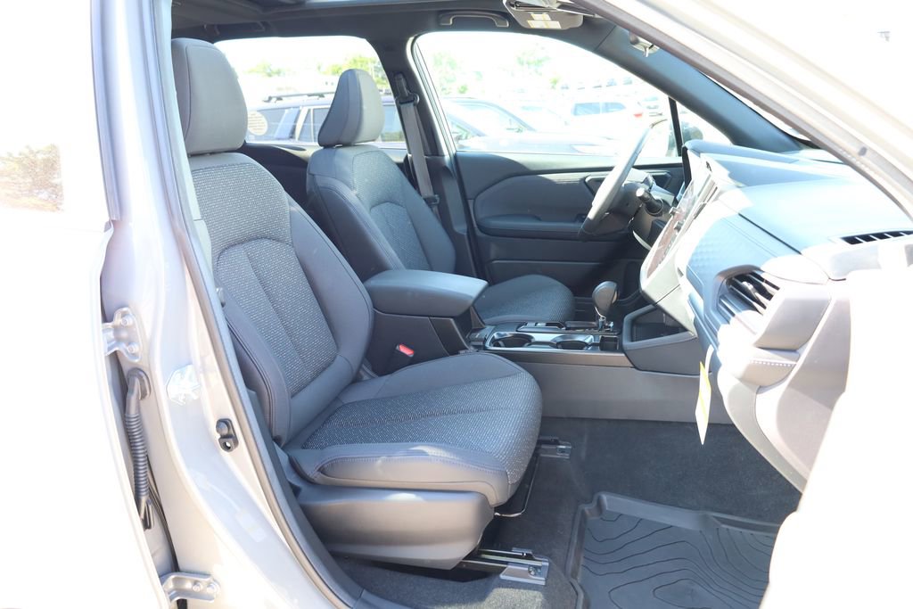 Certified 2026 Subaru Forester Premium w/ Base/Premium Package AWD/4WD image 24