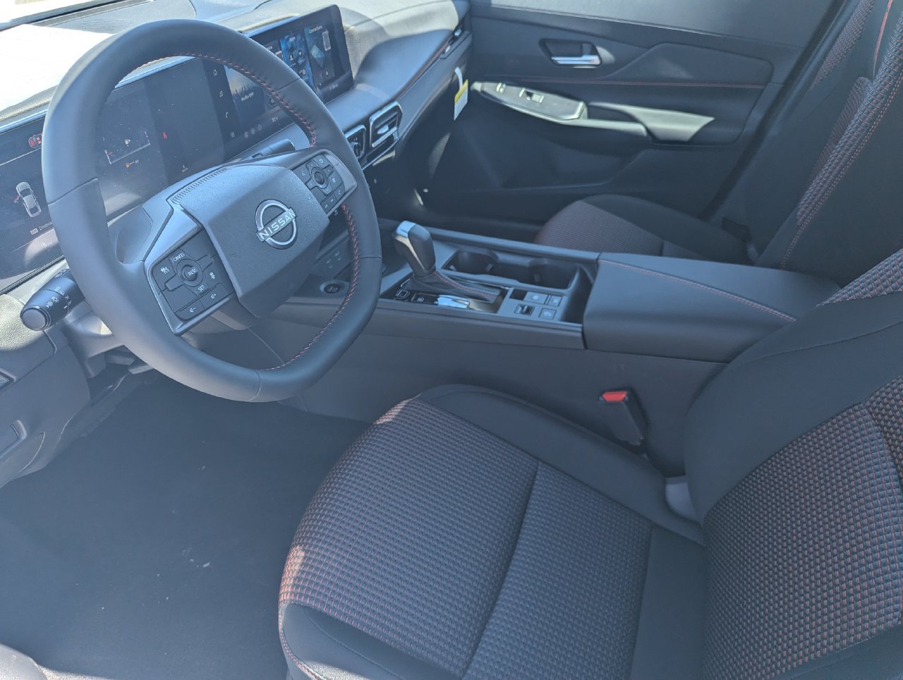 New 2027 Nissan Sentra SR FWD image 11