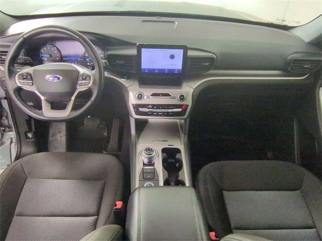 Used 2022 Ford Explorer XLT image 22