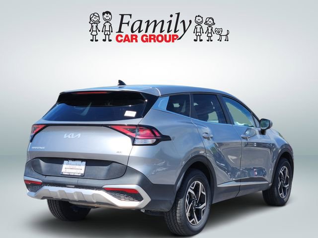 Used 2024 Kia Sportage LX image 4