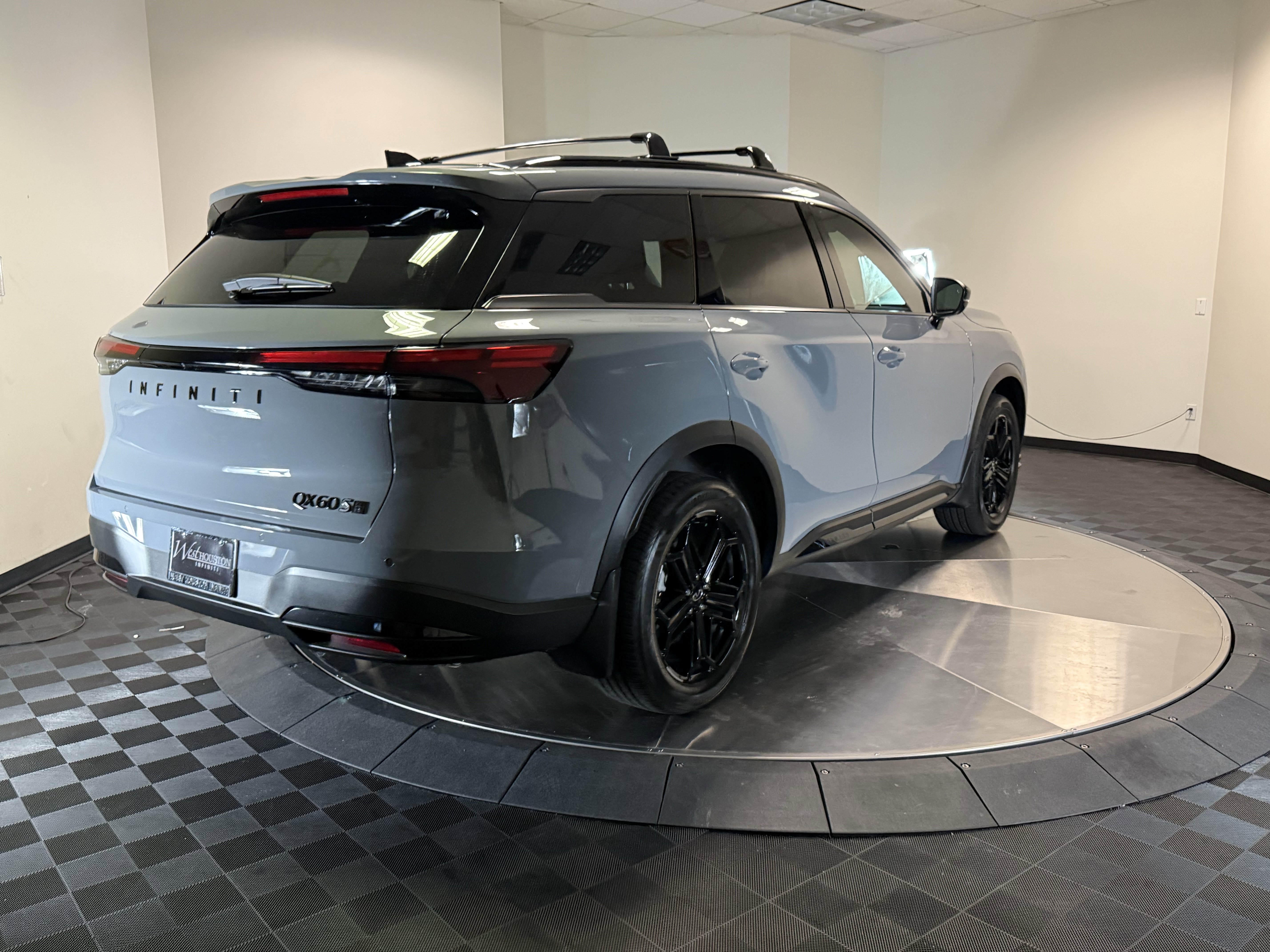 Certified 2026 INFINITI QX60 Sport AWD/4WD image 7