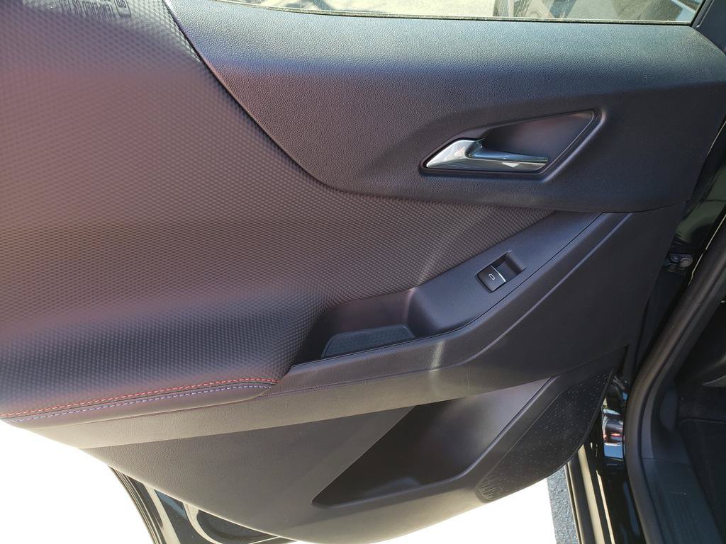 New 2026 Chevrolet Equinox RS w/ Convenience Package III FWD image 15