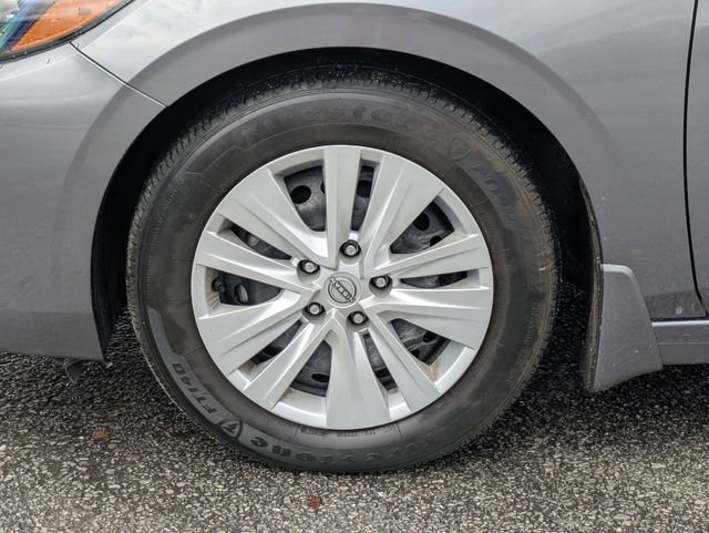 Certified 2024 Nissan Sentra S image 14