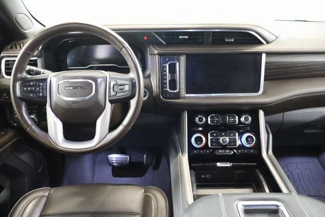 Used 2022 GMC Yukon Denali w/ Max Trailering Package image 13