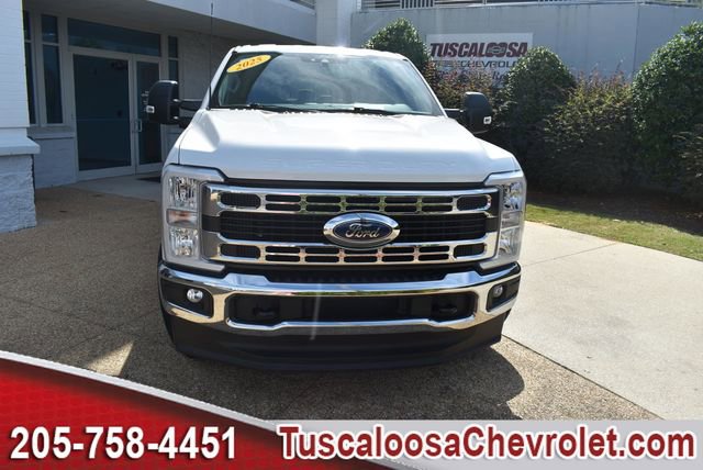 Used 2025 Ford F250 XLT w/ FX4 Off-Road Package image 4