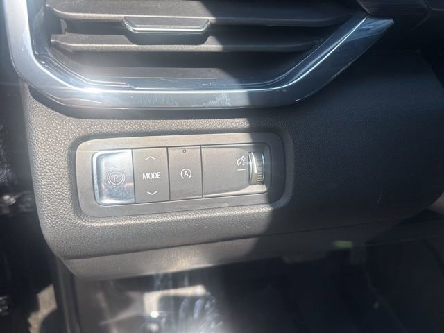 Used 2025 GMC Acadia Elevation FWD image 6