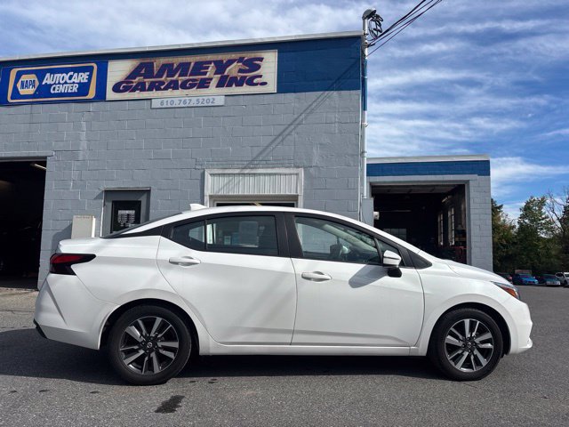 Used 2021 Nissan Versa SV FWD image 6