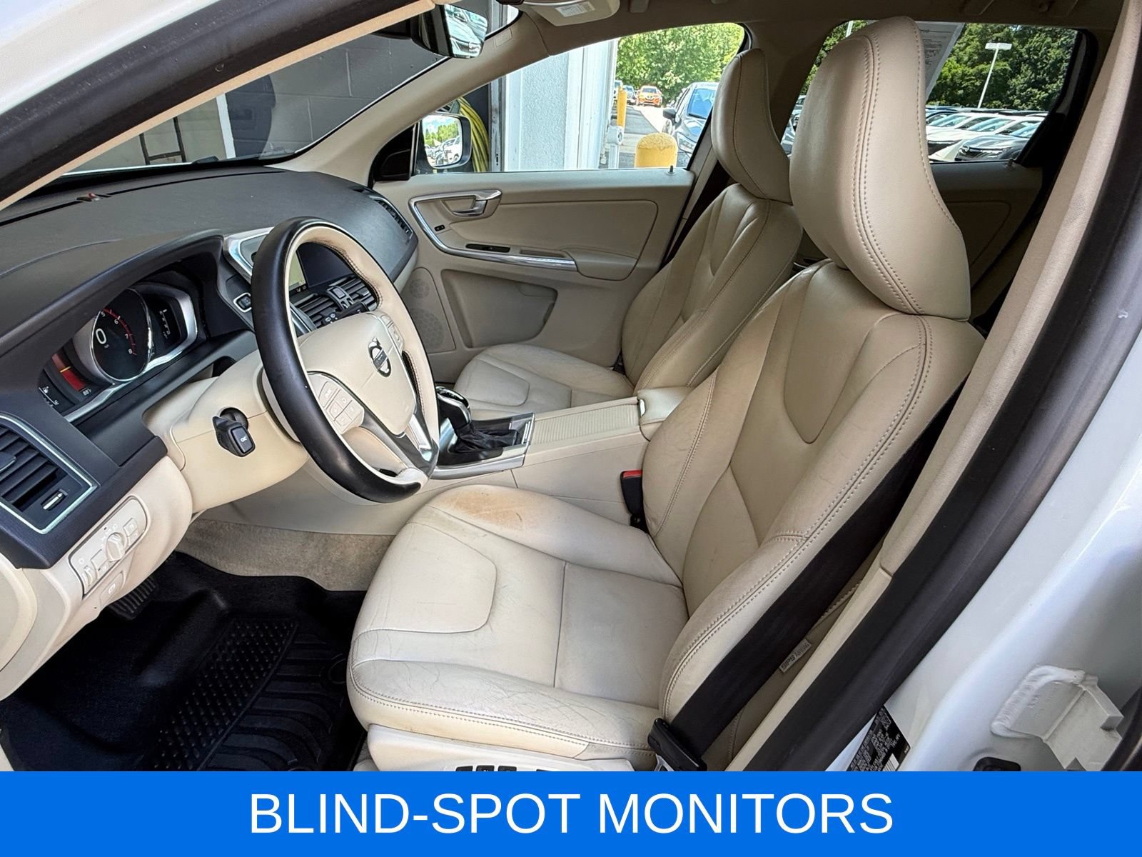 Used 2015 Volvo XC60 T5 AWD/4WD image 18