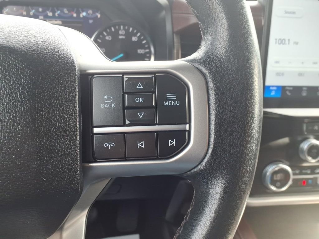 Used 2024 Ford Expedition Limited image 17