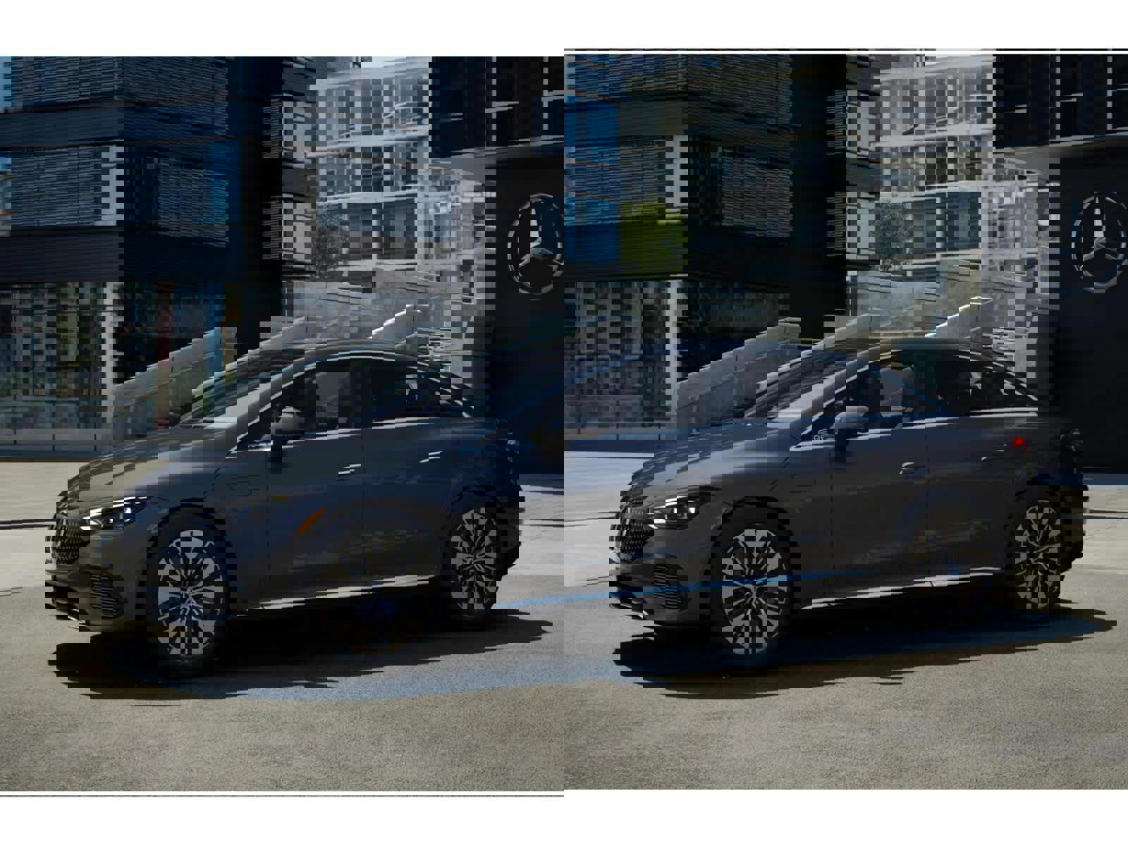 New 2026 Mercedes-Benz EQE 320 4MATIC Sedan image 36