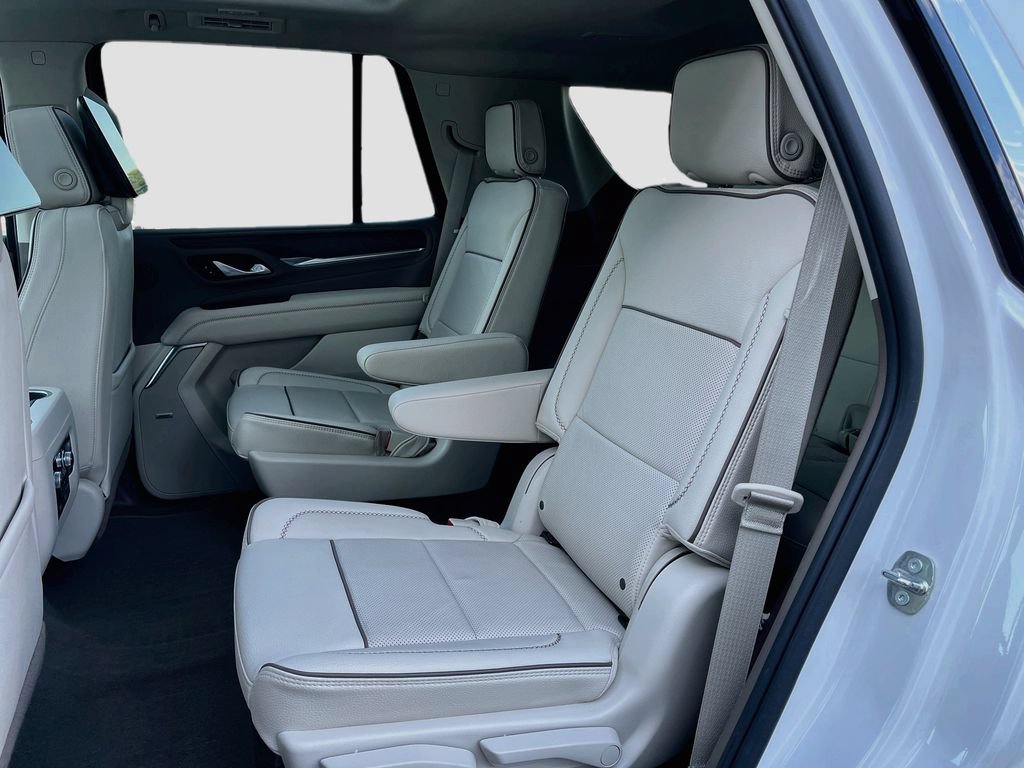 Used 2023 GMC Yukon Denali RWD image 31