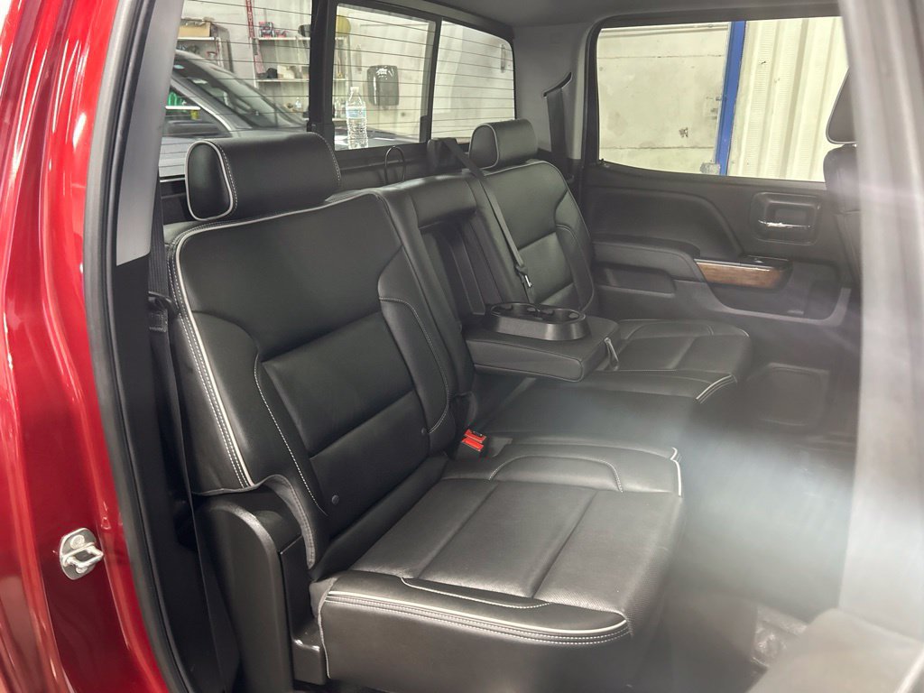Used 2018 Chevrolet Silverado 1500 High Country AWD/4WD image 42