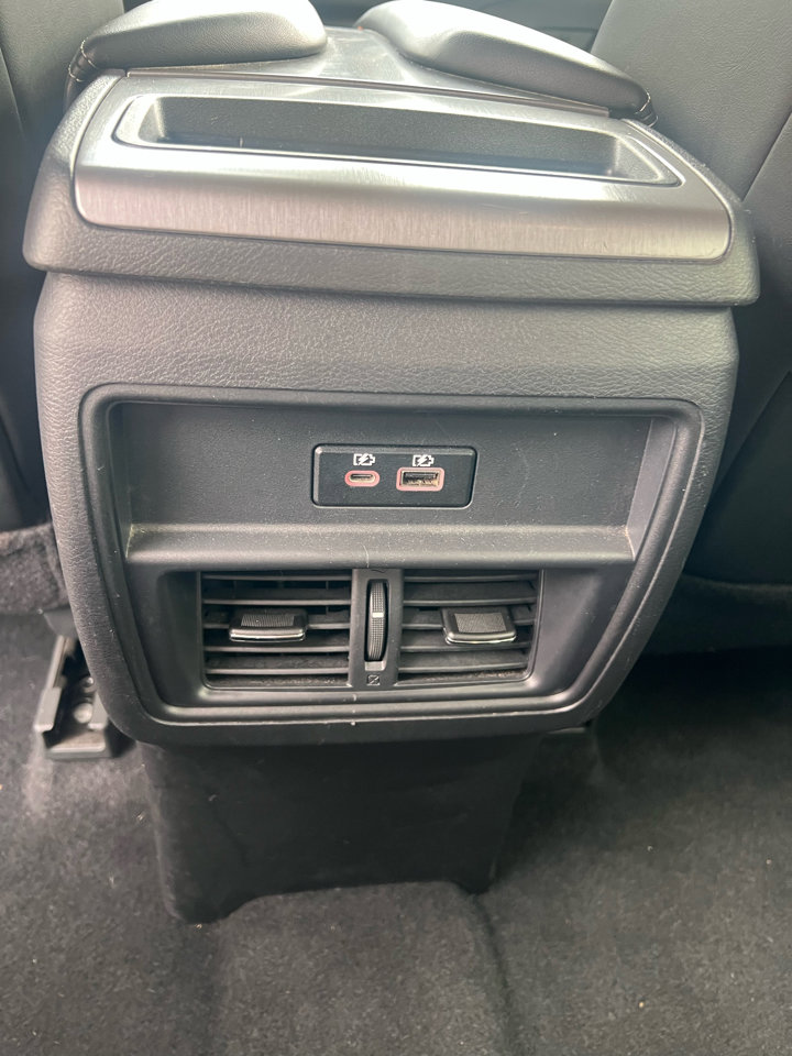 Used 2023 Nissan Murano SV image 10