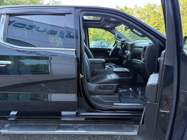 Used 2022 Chevrolet Silverado 1500 LTZ w/ LTZ Premium Package AWD/4WD image 30