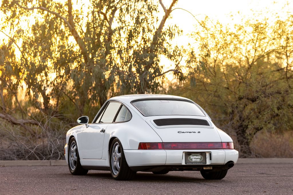 Used 1992 Porsche 911 Carrera RWD image 14