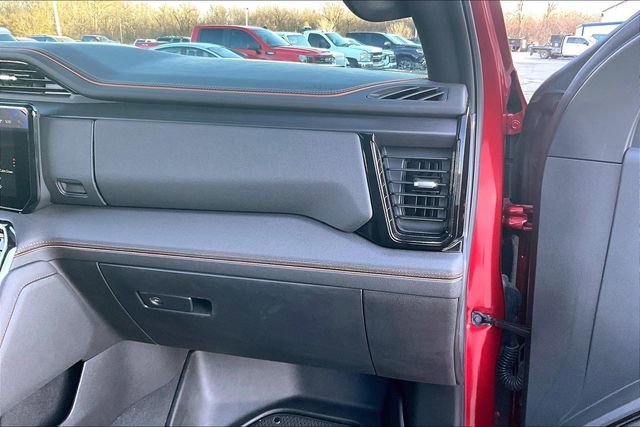 Used 2025 GMC Sierra 1500 AT4 w/ AT4 Premium Package AWD/4WD image 27