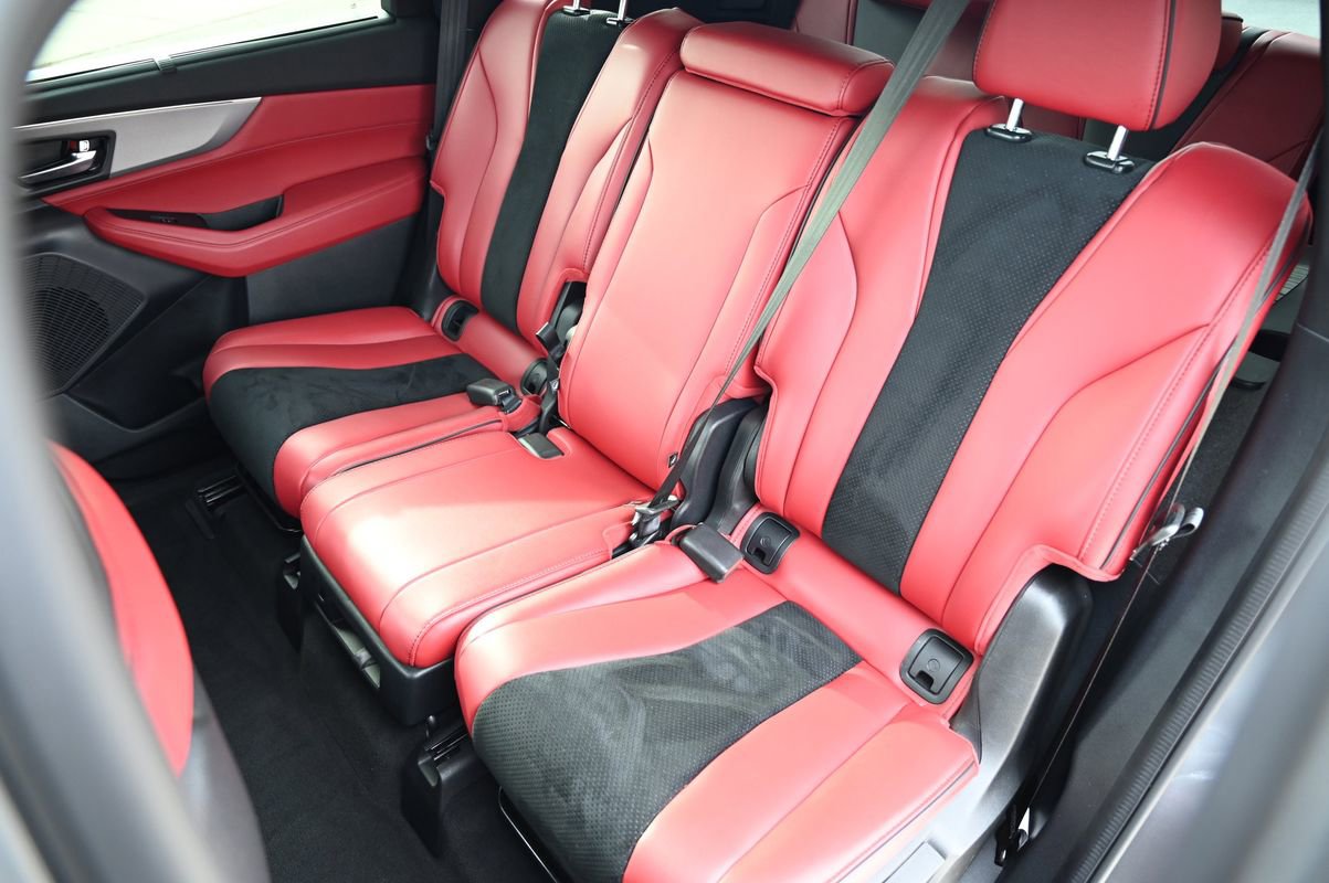 Used 2023 Acura MDX A-Spec image 42