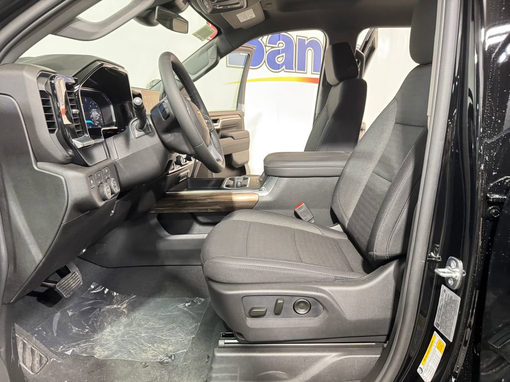 New 2026 Chevrolet Silverado 3500 LT AWD/4WD image 10